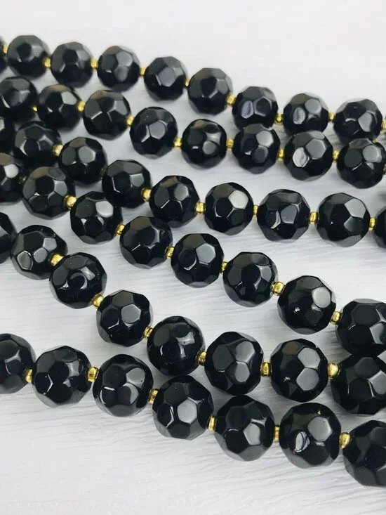 NEW Vivienne Westwood Three Row Pearl Bas Relief Choker in Black - Picture 7 of 12